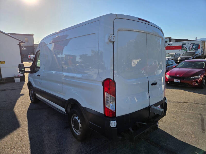 ford transit van 2017 1FTYR1CM3HKB31873 image ford transit van 2017 1FTYR1CM3HKB31873 image